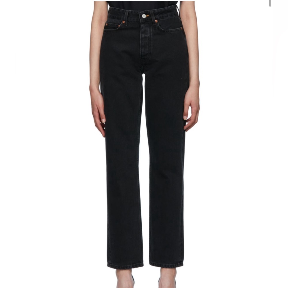Won hundred black pearl jeans